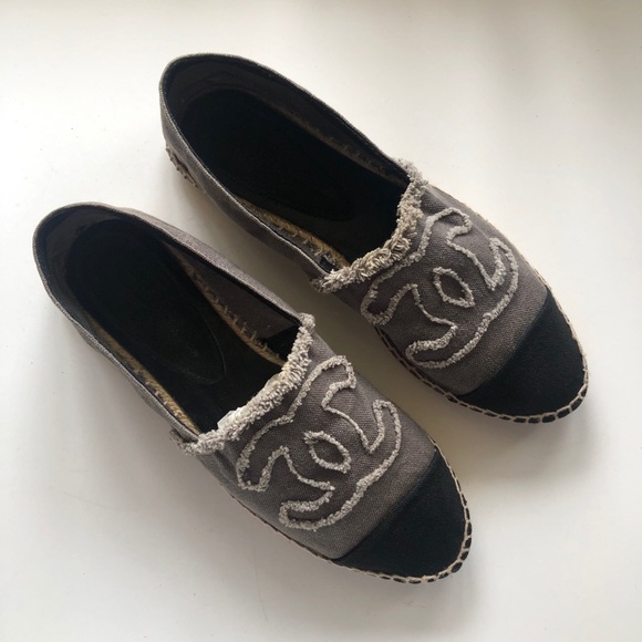 Designer Shoes! - Picture 4 of 8